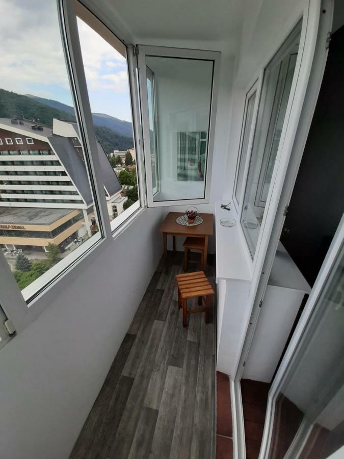 Lidia'S Apartment Sinaia Esterno foto